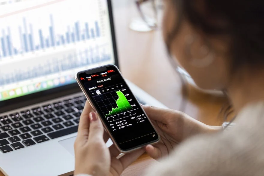Know Yourself: Risk Tolerance in Investing ⚖️